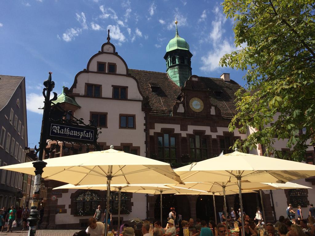 Hotel Am Rathaus Friburgo em Brisgóvia Exterior foto